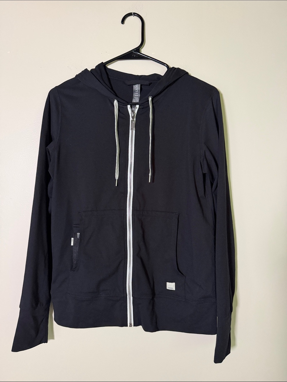 Vuori Dreamknit Halo Black Zip Hoodie with Contrast White Zipper